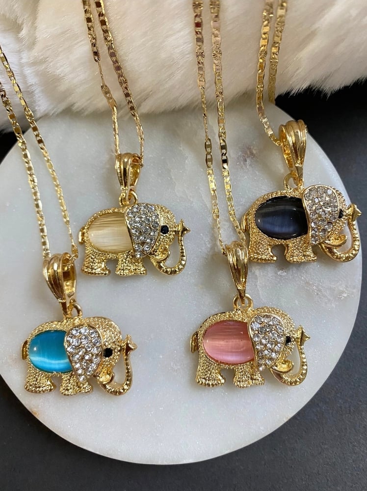 Image of Elephant pendant necklace 