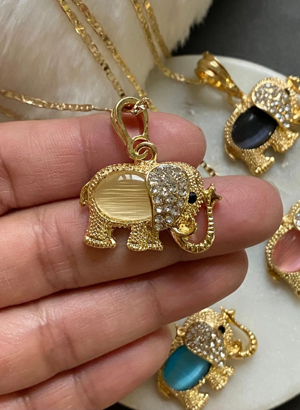 Image of Elephant pendant necklace 