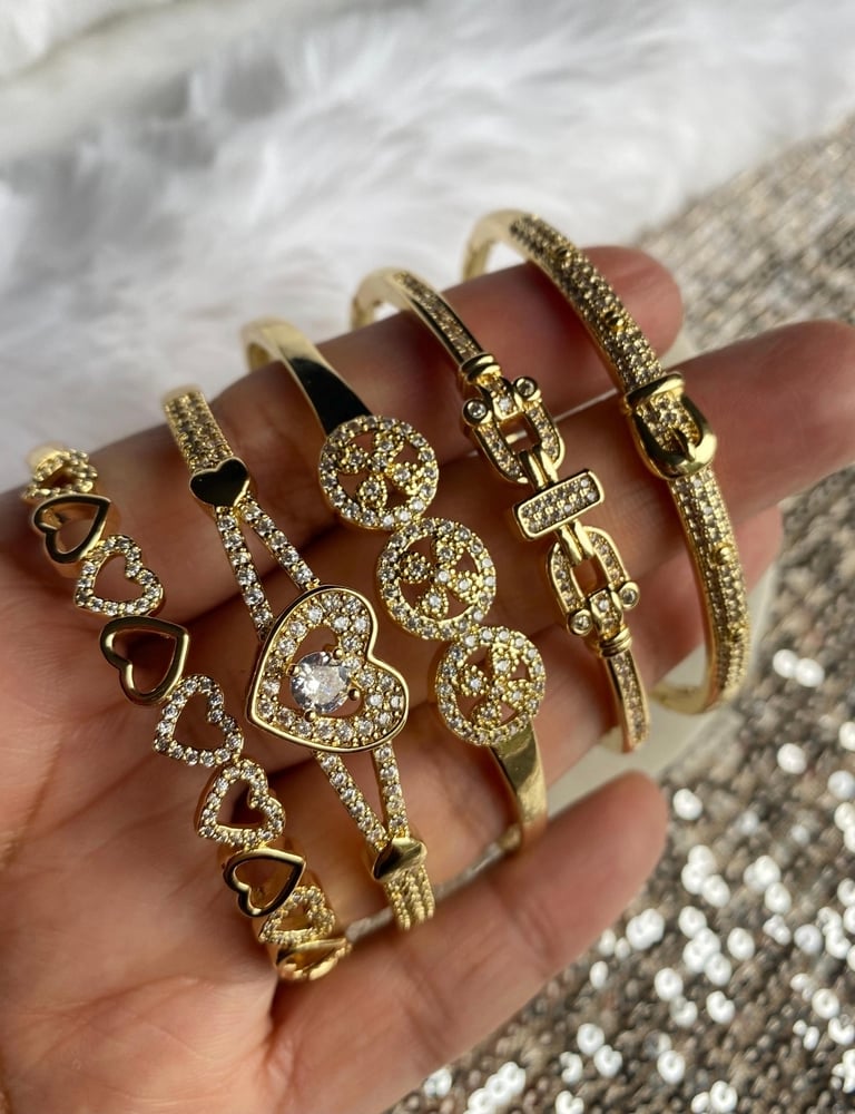 Image of Zirconia bangle bracelet 