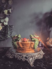 Image 1 of Double dragon planter 