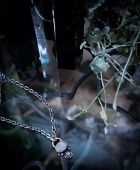 Image 3 of Oval mini pendant 