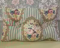 Image 3 of Coussin Lucile