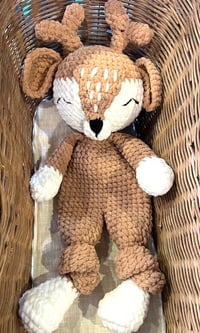 Image 2 of Mega Deer – Large Hand-Crocheted Deer (48 cm)