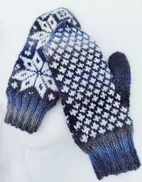 Image 2 of Scandinavian mittens - Blue - Ready to ship