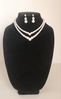 Image 2 of 2 Strand Pearl Set 