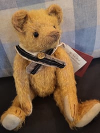 Image 1 of Deborah Beardsley Artist Bear 28cm "Graham"