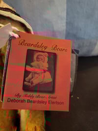 Image 6 of Deborah Beardsley Artist Bear 28cm "Graham"