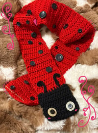 Whimsical crochet red ladybug scarf 🐞⋆˚࿔
