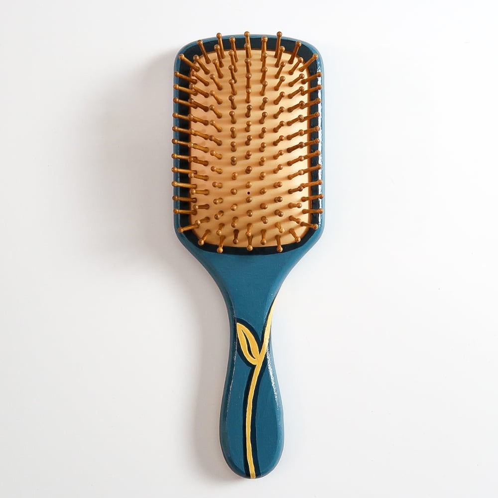 Image of Leaf Motif Bamboo Wooden Hairbrush