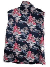 Image 2 of PAGODA VEST