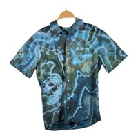 Men’s Button Down Shirt (Size M) Blue