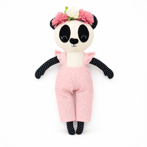 Image of e m i l i j a 🐼