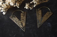 Image 2 of Large Fern Triangle Hoops C