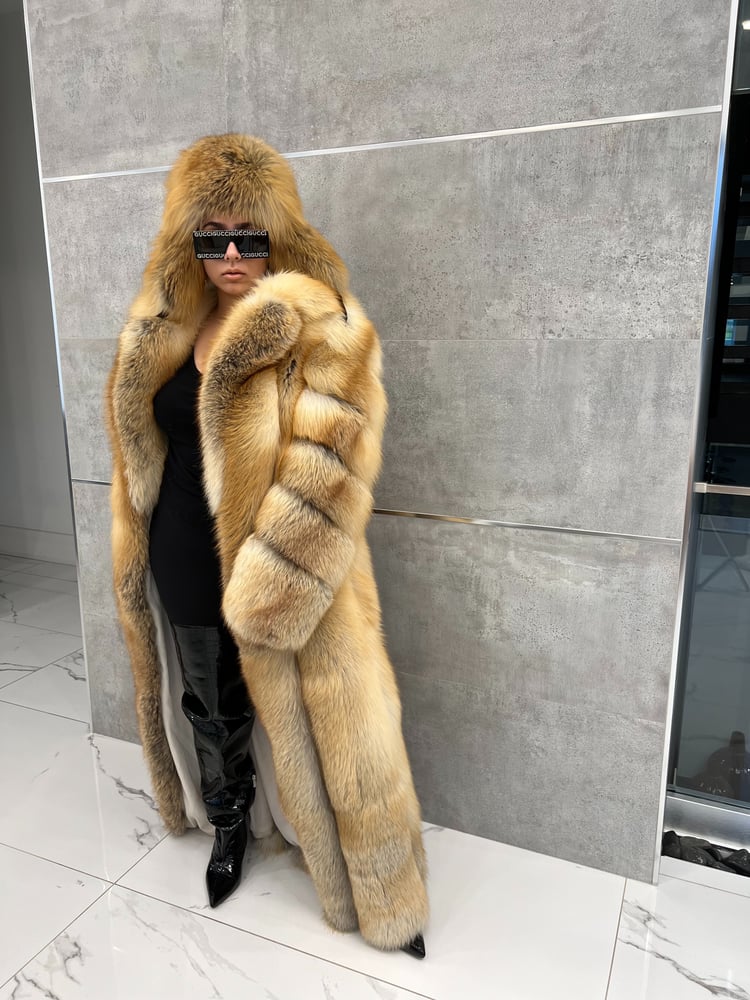 Image of SERENA 2in1 FOX COAT (floor length)