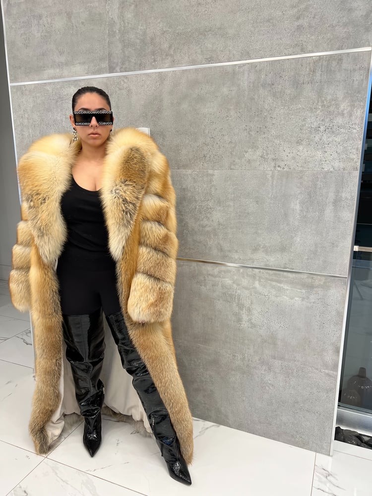 Image of SERENA 2in1 FOX COAT (floor length)