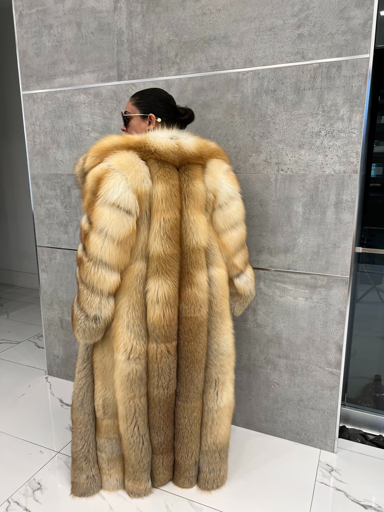Image of SERENA 2in1 FOX COAT (floor length)