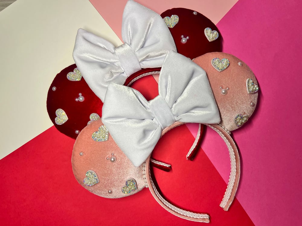 Image of Sweetheart Valentine Velvet Minnie Ears 