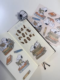 Image 2 of READING SNOOPY 