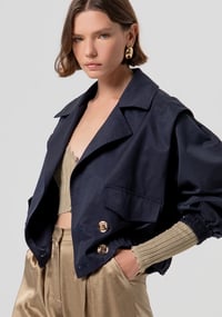 Image 2 of CHAQUETA CROPPED AZUL MARINA FRACOMINA 