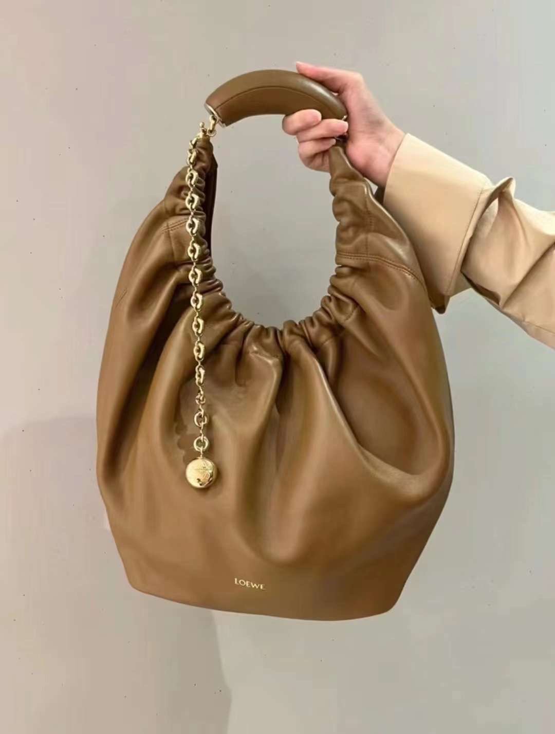 Image of Squeeze Bag 