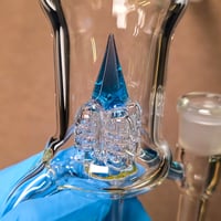 Image 4 of YELLOW OPAL > ICY WHITE SATIN & TRANSPARENT MARINA HORNET