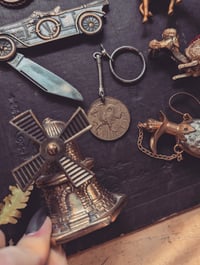 Image 3 of Metal trinkets 