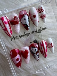 Image 1 of SNOOPY IN LOVE 