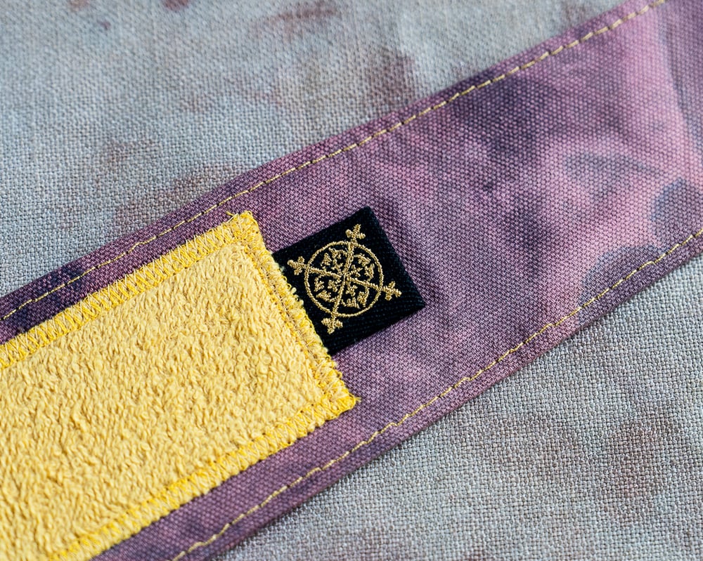 𝕲𝖔𝖑𝖉𝖊𝖓 𝕿𝖍𝖊𝖗𝖎𝖆𝖈