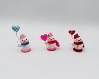 Image 2 of Icing Swirl Snowmen with balloons and lollipops