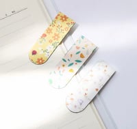 Image 1 of Floral Magnetic Bookmark