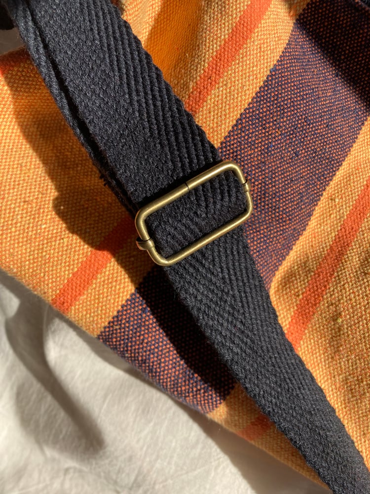 Image of Riñonera III