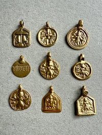 Image 3 of Amulettes anciennes F