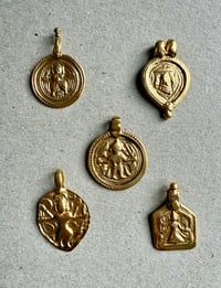 Image 3 of Amulettes anciennes H