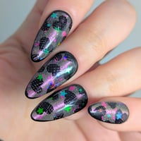 Image 16 of Velvet Kisses