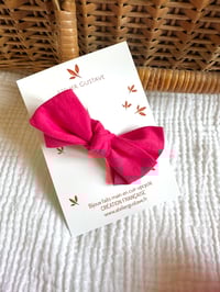 Image 1 of Barrette bébé/fille noeud Léontine Rose vif