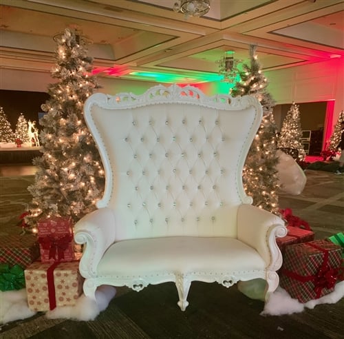 White Double Throne Chair (Loveseat)