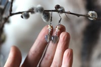 Image 2 of Orecchini Vertebre di Serpente e Labradorite