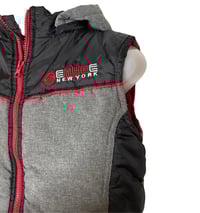 Image 3 of ENYCE New York Boys Puffer Vest Size 7 | Black Gray Red | Pre-Owned Kids Outerwear