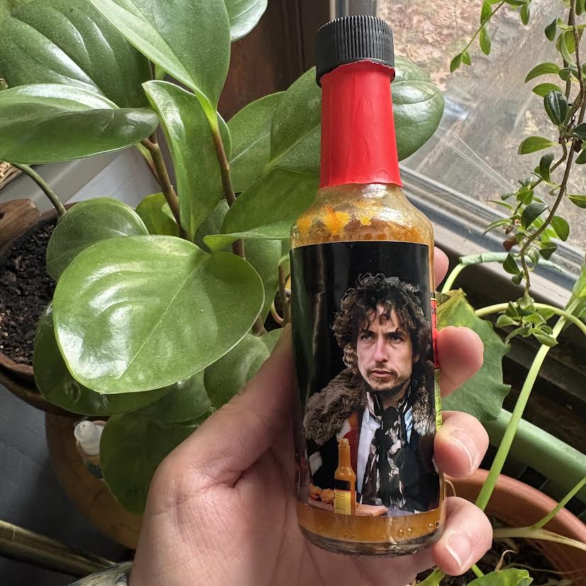 Image of Bob Hot Ones