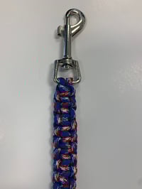 Image 2 of Paracord Dog Leash