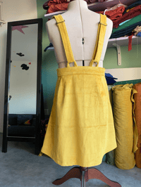 Image 2 of Salopette jupe - poche spéciale