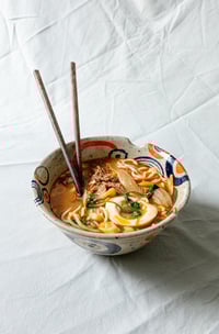 Image 3 of circles doodle bowl