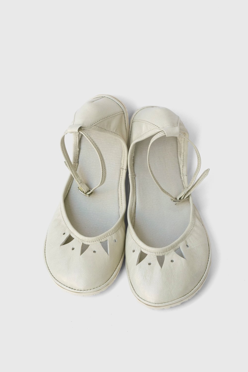 Image of Kali in Ivory - 42EU