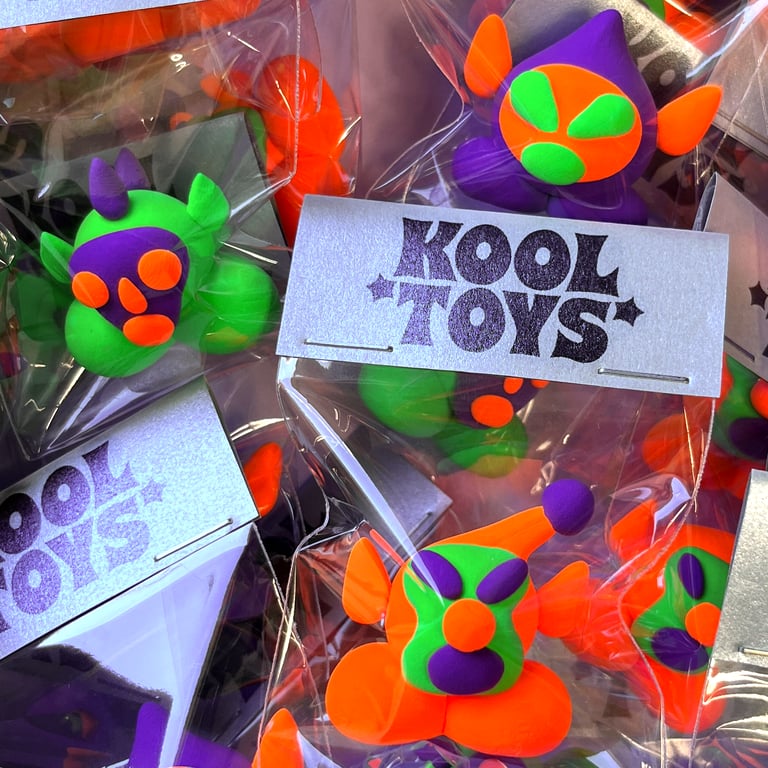 Kool Toy ✶ 2 Image 3