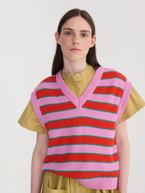 Image of 1-Chaleco raya rojo rosa stripe V-neck vest