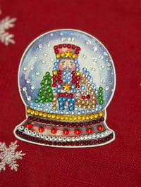Nutcracker snowglobe magnet 
