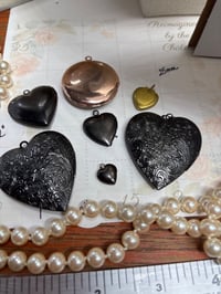 Image 2 of 7 Photo Lockets | Vintage Modern Heart Dried Flower Black Heart | Resell or Craft 