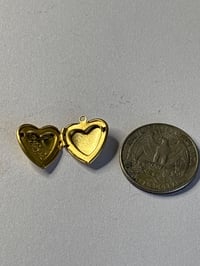 Image 4 of Purple Heart Flower Photo Locket | Goldtone, Mini | Romantic Keepsake 