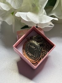 Image 7 of Vintage Oval Goldtone Photo Locket | Filagree Accent | 18x25, 16" chain 