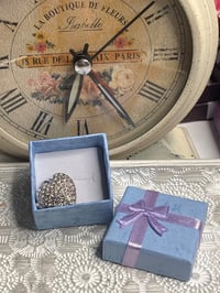 Image 4 of Sparkly Photo Locket: Marked AVON PC Romantic Gift Silver Tone